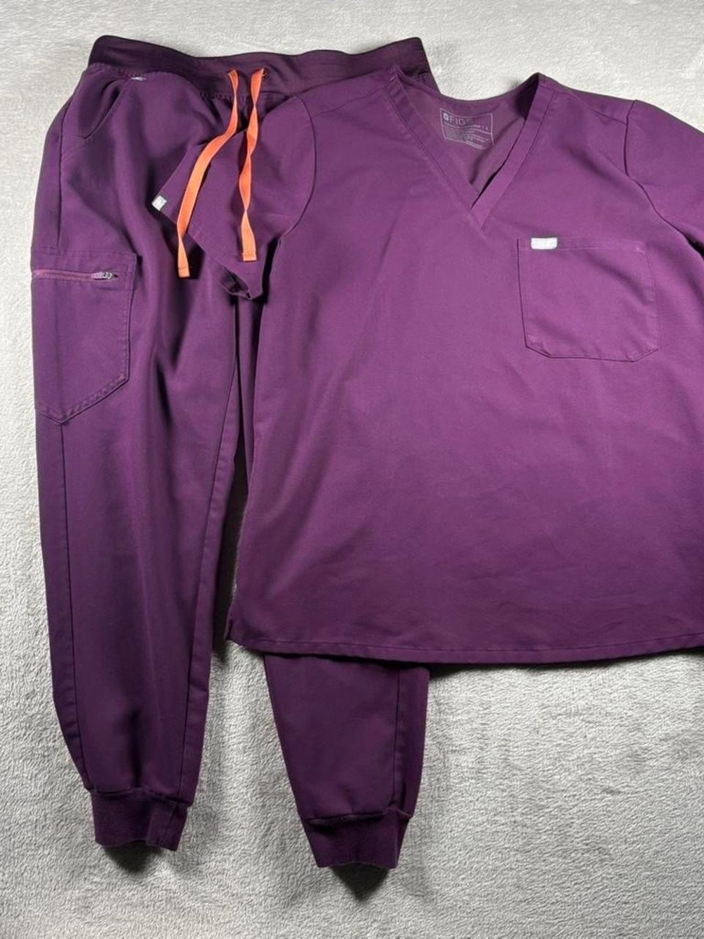 Figs Plum Womens Set